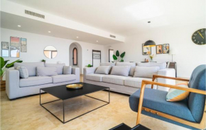 Lovely Apartment In Manilva With House Sea View